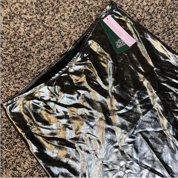 🆕Wild Fable Metallic Shimmer Liquid Party Silver Maxi Pull On Stretch Skirt NWT - Picture 3 of 6